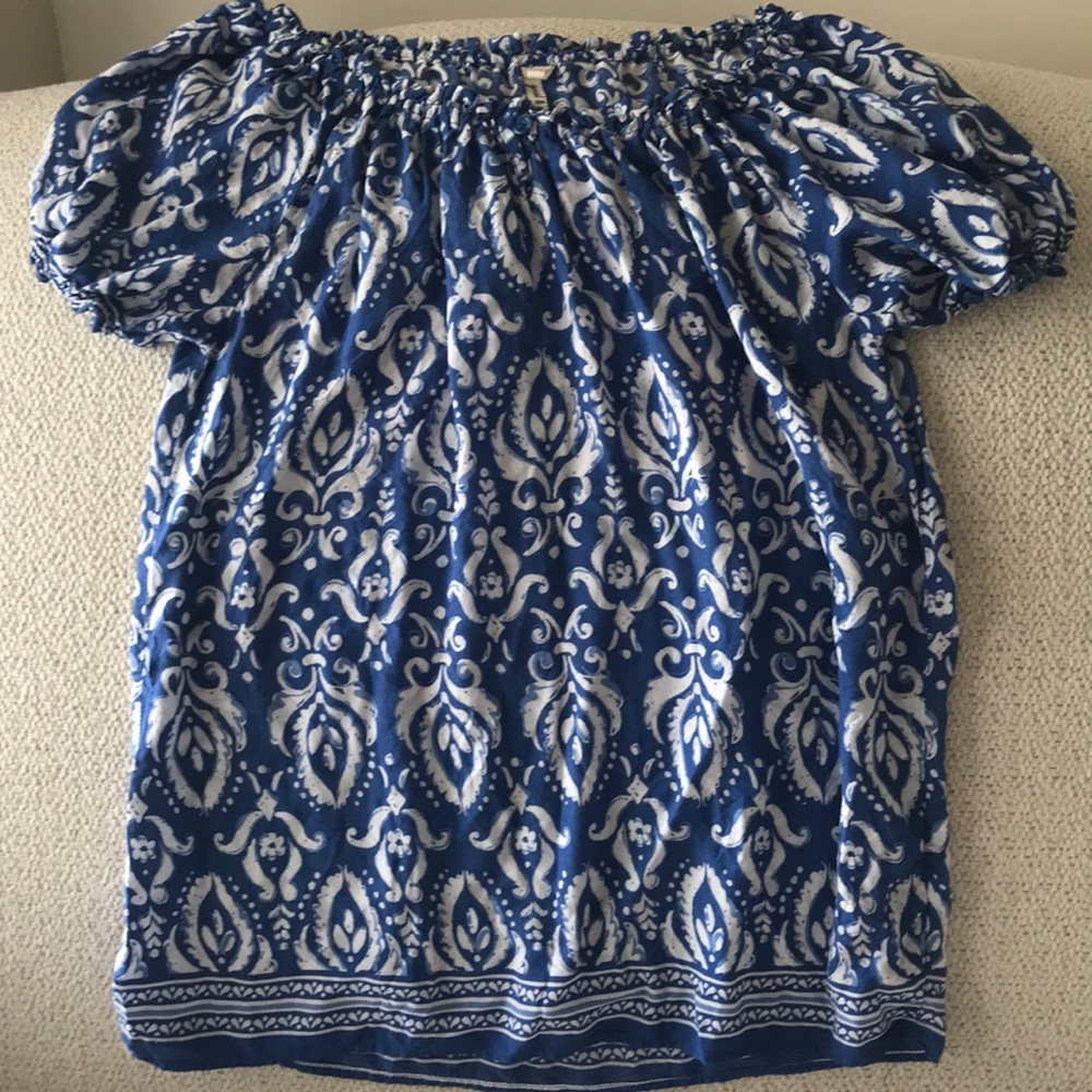 Grand & Greene bubble sleeve blouse